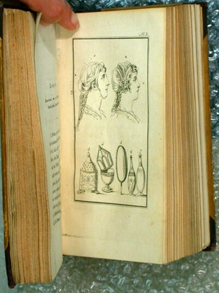 Die Hebräerin am Putztische und Als Braut. Vorbereitet durch eine Uebersicht der wichtigsten Erfindungen in dem Reiche der Moden bei den Hebräerinnen von den rohesten Anfängen bis zur üppigsten Pracht (Hebrew Women at the Makeup Table and as Bride. Prepared with an overview of the most important creations in realm of Hebrew fashion, from crude beginnings to the lushest glory)