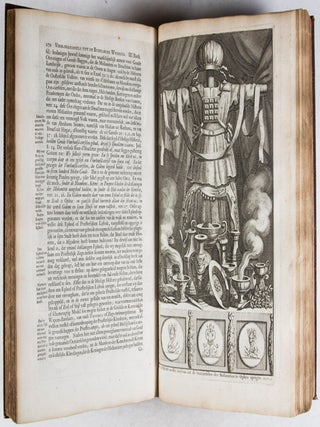 Voor-bereidselen tot de Bybelsche wysheid, en gebruik der heilige en kerklijke historien ; uit de alder-oudste gedenkkenissen der Hebreen, Chaldeen, Babyloniers, Egiptenaars, Syriers, Grieken en Romeinen; Tot een merkelijke verligting der Goddeliijke Boeken. . . 2-vol. set (Complete)