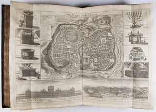 Biblia sacra, dat is de Heilige Schriftuer van het Oude, en het Nieuwe Testament, Naer de laetste Roomsche Keure der gemeine Latijnsche Overzettinge, in Nederduitsch Vertaeld, met korte verklaringen op de duistere plaetzen... First volume only (Old Testament)