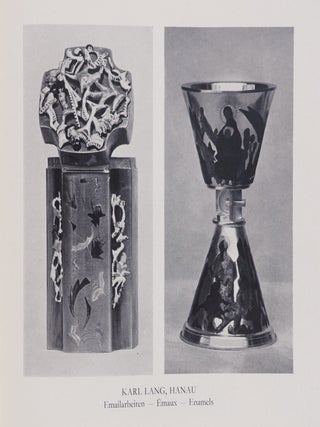 Europ&auml;isches Kunstgewerbe: Berichte &uuml;ber die Ausstellung Europ&auml;isches Kunstgewerbe 1927. Von M.r.J. Brinkgreve, Leon Deshairs, Richard Graul, Karl Herain, H. Kienzle, Harry H. Peach, G&uuml;nther von Pechmann, ugust Schestag, Sigurd Schulty, Ernst Schwedeler-Mezer, Henry van de Velde. Mit 112 Tafeln.