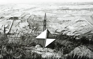 Item #23897 Cerny trojúhelník - Podkrusnohorì Fotografie: 1990-1994 (The Black Triangle - The...