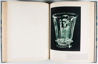 Dílo Josefa Drahoňovského [CZECH GLASS ART][SIGNED BY THE ARTIST]