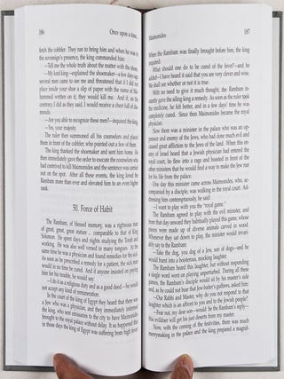 Once Upon a Time... Maimonides. Traditional Hebrew Tales. An Anthology. Translated from Spanish and Hebrew by Rhoda Henelde Abecasis