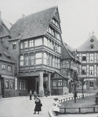 Item #37184 Das Niederdeutsche Bürgerhaus. Walter Mackowsky