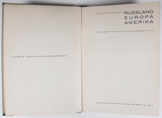 Russland, Europa, Amerika: Ein architektonischer Querschnitt (Russia, Europe, America: An Architectural Cross Section)
