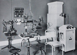 Item #40848 Augenklinik Dr. Gutsch, Berlin-Pankow, 1925-1935: Bericht anläßlich des 10...