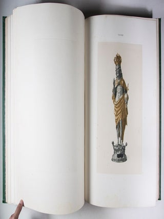 Goldschmiedearbeiten Schlesiens: eine Auswahl von Goldschmiedearbeiten schlesischer Herkunft oder aus schlesischem Besitze (Silesian goldsmiths: a selection of gold works of Silesian origin or of Silesian property)