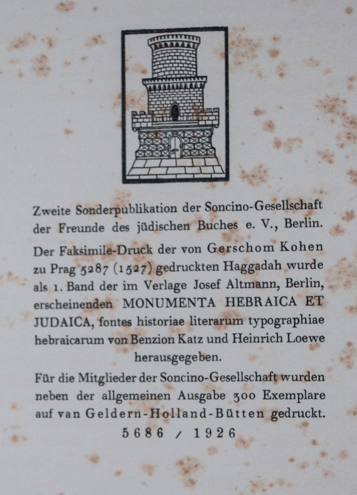 Item #44342 Die Pessach-Haggadah Des Gerschom Kohen Prag 5287/1527 [INCLUDING BOOKLET]. n/a.