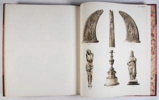 Gli oggetti di avorio e di osso del Museo Sacro Vaticano [Catalogo del Museo Sacro della Biblioteca Apostolica Vaticana..., volume l]