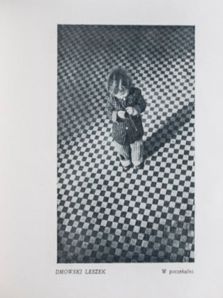 Item #44598 VI Ogólnopolskie Wystawy Fotografiki - Czerwiec 1956. Witold Dederko, Leszek Dmowski...