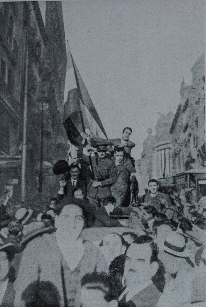 Item #44934 Llibre de la República, sisè aniversari 1931-1937. Joventuts d'unió republicana - Joventut d'ERC.