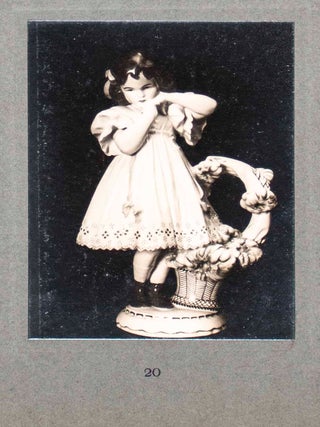 Item #47163 Königliche Porzellan Manufaktur zu Berlin. Figuren III (Royal Porcelain Manufactory...