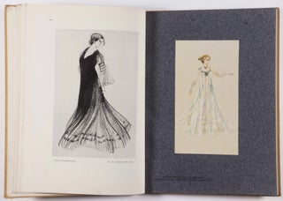 Das Kleid der Frau (The Woman's Dress)