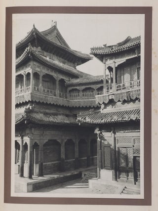 The Pageant of Peking. Comprising Sixty-Six Vandyck Photogravures of Peking and Environs from Photographs by Donald Mennie