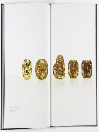 The Fancy Color Diamond Book. Facts & Secrets of Trading in Rarities